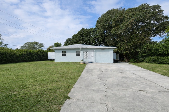 2911 NW 29th Terrace