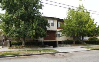 914 E Elk Ave in Glendale, CA - Building Photo
