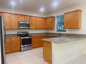 4002 Allerdale Pl in Coconut Creek, FL - Building Photo - Building Photo