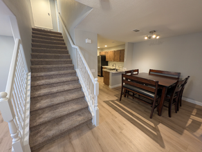 813 Radiant Star St in Las Vegas, NV - Building Photo - Building Photo