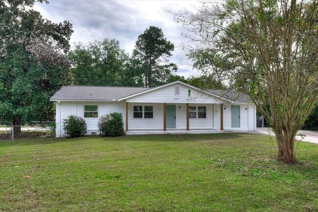 property at 3602 Kentwood Dr