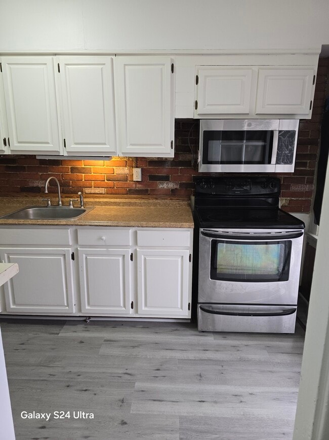 1429 Naudain St in Harrisburg, PA - Building Photo - Building Photo