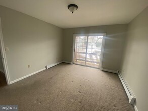 130 Mortimer St in Dunmore, PA - Building Photo - Building Photo