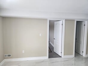 183 Sharon Creek Dr in East Gwillimbury, ON - Building Photo - Building Photo