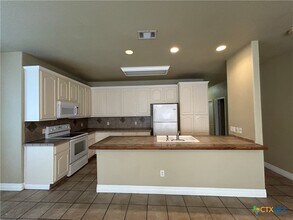 3049 Pine Valley Dr in New Braunfels, TX - Building Photo - Building Photo