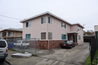 118 15th St in Richmond, CA - Building Photo - Building Photo