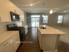 16700 Dunkirk Cir N in Osseo, MN - Foto de edificio - Building Photo