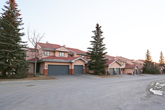 430-498 Patina Pl SW in Calgary, AB - Building Photo - Building Photo