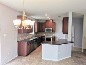 13535 Abraham Lincoln St in Manor, TX - Building Photo - Building Photo