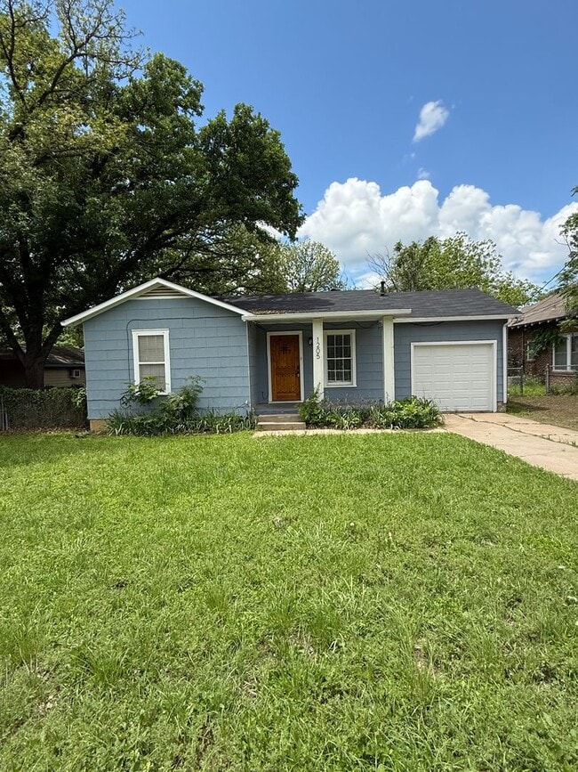 property at 1205 NW 1st Ave