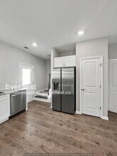 248 Tara Ct in Columbia, TN - Foto de edificio - Building Photo