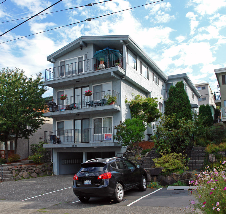 The Franciscan in Seattle, WA - Building Photo