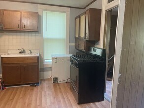 118 N MacArthur Blvd in Springfield, IL - Building Photo - Building Photo
