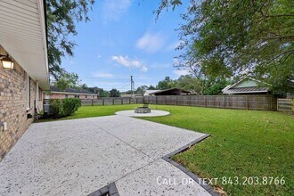 142 Summit Ave in Goose Creek, SC - Building Photo - Building Photo