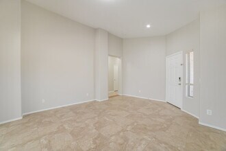 3556 W Warren Ln in New River, AZ - Building Photo - Building Photo
