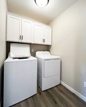 Timberwolf Townhomes in Mankato, MN - Foto de edificio - Building Photo