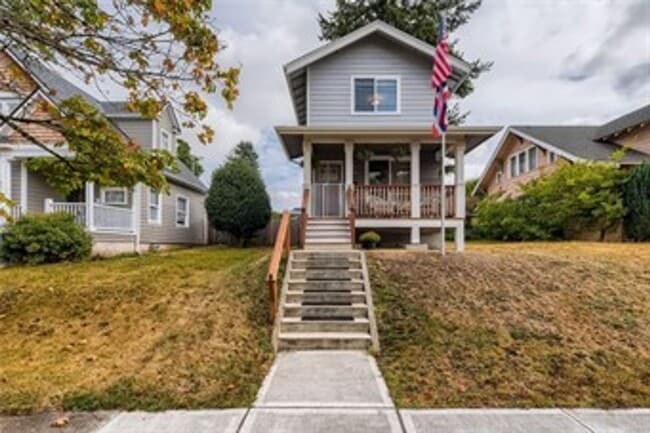 property at 4333 S M St