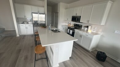 5777 Millhouse Way in St. Cloud, FL - Foto de edificio - Building Photo