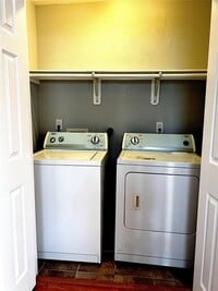 1105 Elliston St - 22