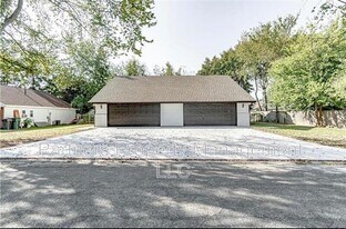 3704 W Beechwood Dr in Rogers, AR - Building Photo