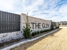 The Glen in Flint, TX - Building Photo