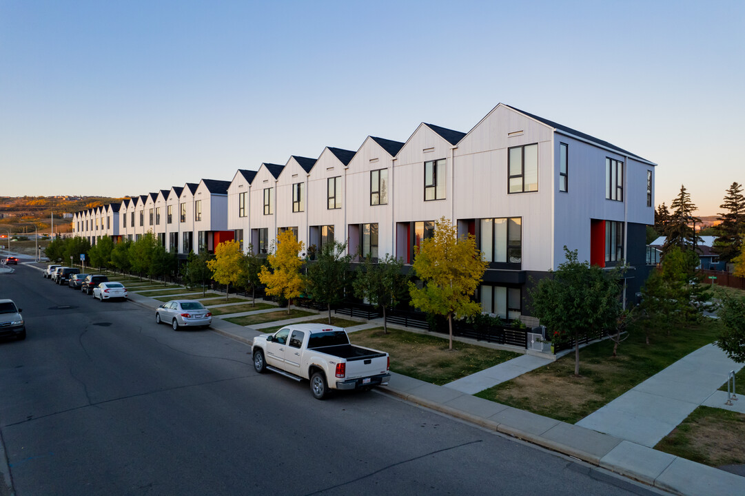 Arrive at Bowness in Calgary, AB - Building Photo