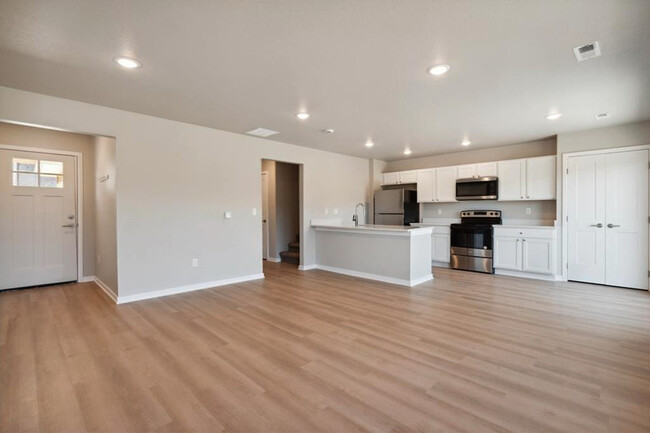 Perry Townhomes in Perry, IA - Foto de edificio - Building Photo