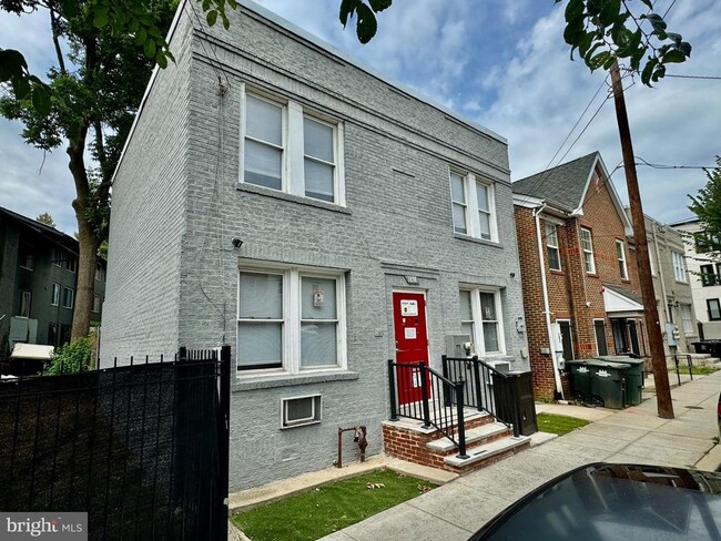 property at 1858 Kendall St NE