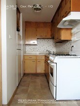 3438 S Oak Park Ave-Unit -10 in Berwyn, IL - Building Photo - Building Photo