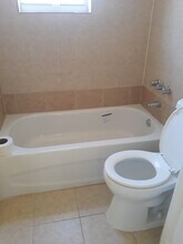 5364 Helene Pl in West Palm Beach, FL - Building Photo - Building Photo