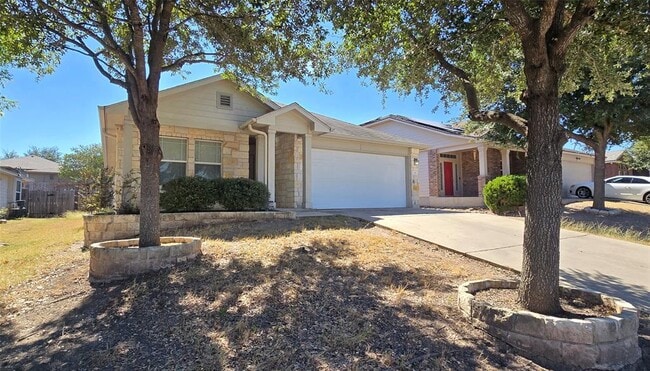 606 Lakemont Dr in Hutto, TX - Building Photo - Building Photo