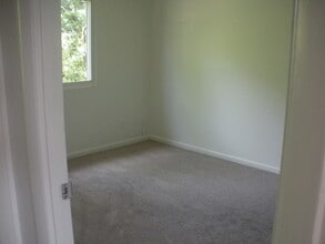 79 Chestnut Dr in Stafford, VA - Building Photo - Building Photo