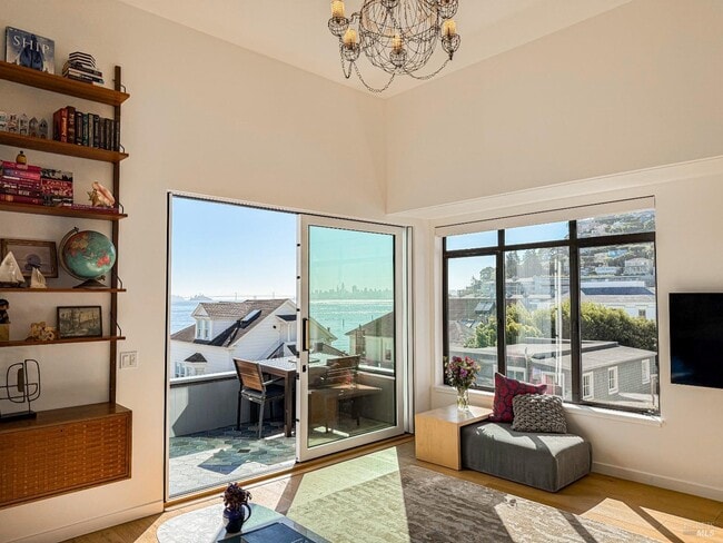 217 Richardson St in Sausalito, CA - Building Photo - Building Photo