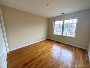 111 Harris Ave in Middlesex, NJ - Building Photo - Building Photo