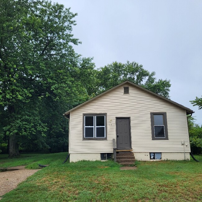 property at 318 Margarete Ave