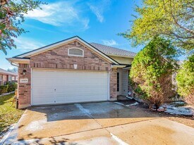 11909 Timber Heights Dr in Austin, TX - Building Photo