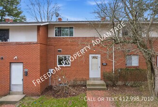 2540 Park Hill Dr in Pittsburgh, PA - Building Photo - Building Photo