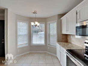 5210 Laurel Bridge Dr SE in Smyrna, GA - Foto de edificio - Building Photo