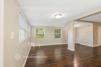 741 37th Ave S in St. Petersburg, FL - Foto de edificio - Building Photo