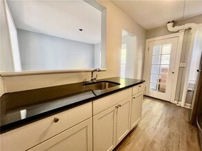6 Bush Ave in Newburgh, NY - Building Photo - Building Photo