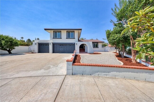 property at 116 Cascade Ct