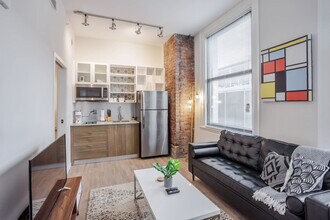 1 W 4th St in Cincinnati, OH - Building Photo - Building Photo