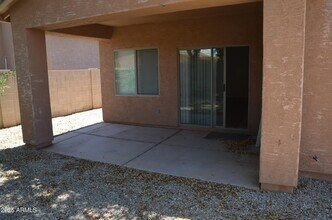 16190 W Winchcomb Dr in Surprise, AZ - Building Photo - Building Photo