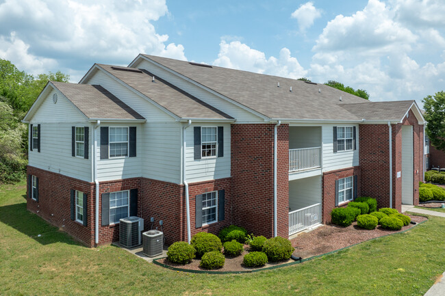 Ashbrook Apartments in Albertville, AL - Building Photo - Primary Photo