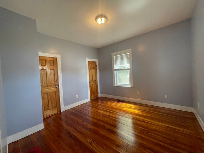24 Litchfield St, Unit 1 in Boston, MA - Building Photo - Building Photo
