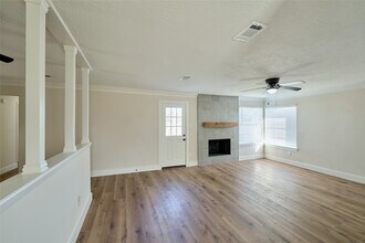 6527 Zapata Dr in Houston, TX - Building Photo - Building Photo