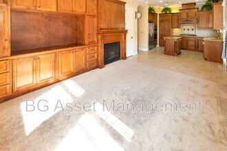 1240 Sonata Dr in Vallejo, CA - Building Photo - Building Photo