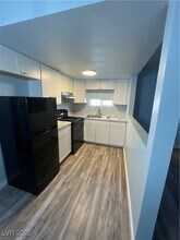 510 Mckellar Cir in Las Vegas, NV - Building Photo - Building Photo