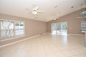 11 Deerfield Ct in Palm Coast, FL - Building Photo - Building Photo