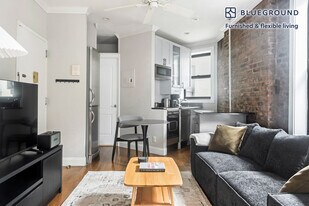 232 Elizabeth St in New York, NY - Building Photo